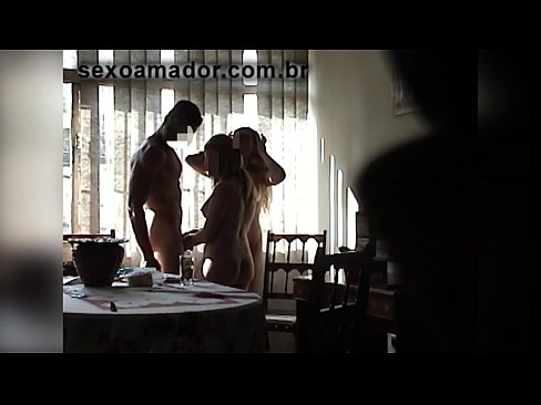 ❤️ Amigos sexuais convidam um homem gigante e um ménage à trois com ele Sexo de qualidade em pt.porno24-7.ru